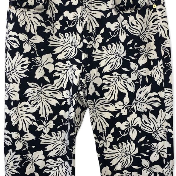 CHAPS Cropped Ankle Capril Black and White Floral Pant size 10 - Picture 5 of 10